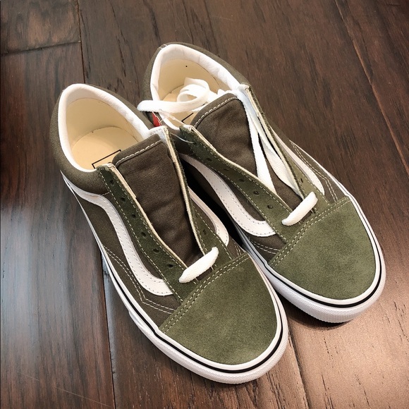 Vans Shoes - Sale！！Vans old skool